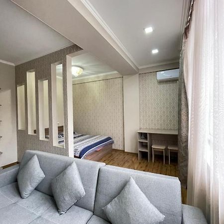 Rent Home Kg На Манаса Боконбаева Biszkek Zewnętrze zdjęcie