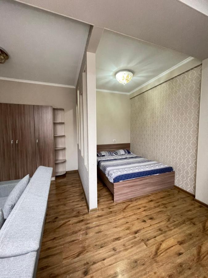 Rent Home Kg На Манаса Боконбаева Biszkek Zewnętrze zdjęcie